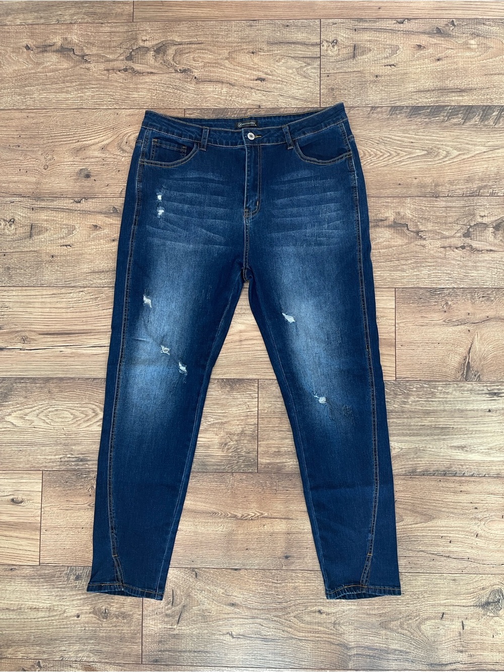 Distressed Blue Jeans XL - Picture 1 of 6
